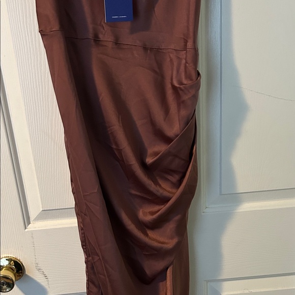 Asymmetrical Dress - Picture 4 of 7